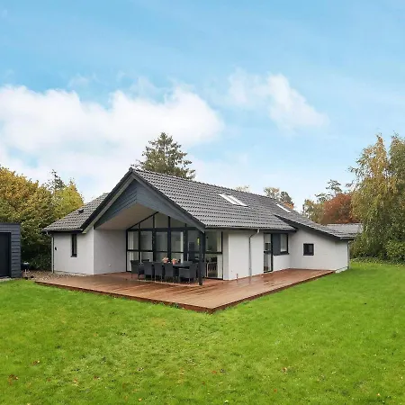 Luxury Retreat By *